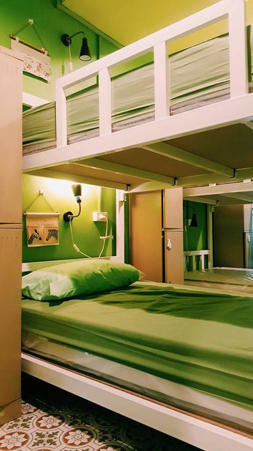 Staying Hostel Bangkok Exterior photo